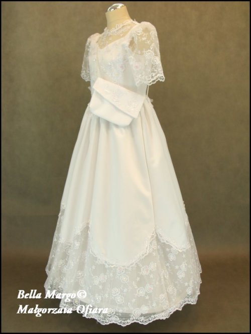 Salon Ślubny Bella Margo, alby i sukienki komunijne.