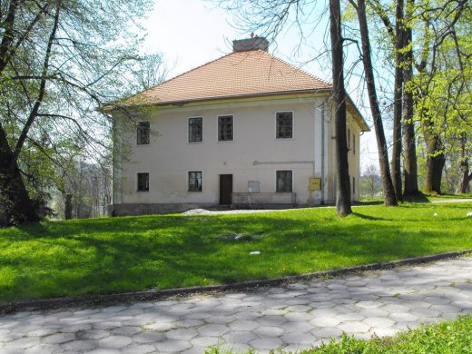 Dwór Mycielskich w Wiśniowej - Przedszkole Wiśniowa