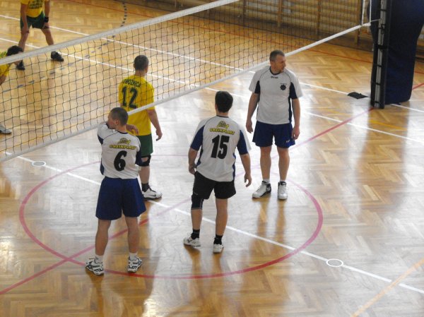 Zdjęcia z XIV Turnieju Piłki Siatkowej o Puchar Starosty Strzyżowskiego