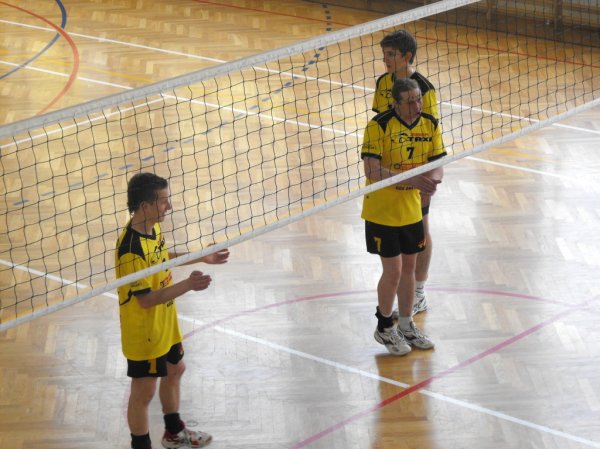 Zdjęcia z XIV Turnieju Piłki Siatkowej o Puchar Starosty Strzyżowskiego