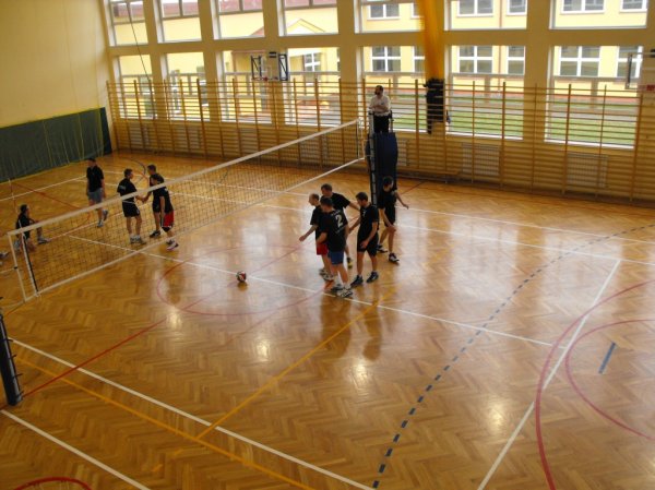 Zdjęcia z XIV Turnieju Piłki Siatkowej o Puchar Starosty Strzyżowskiego