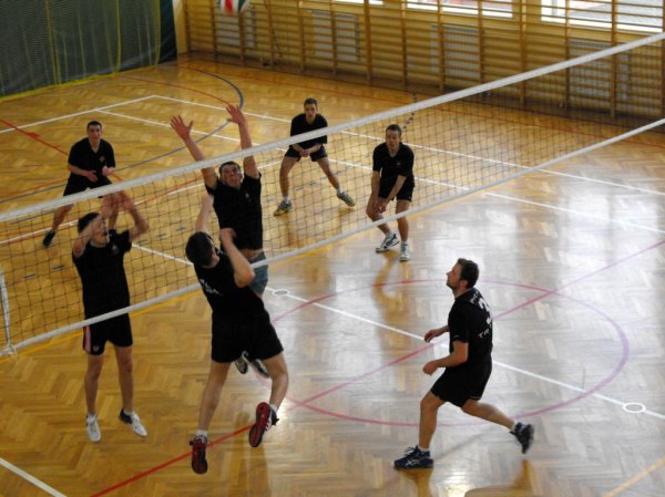 : 	Zdjęcia z XIV Turnieju Piłki Siatkowej o Puchar Starosty Strzyżowskiego