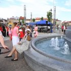 Modlitwa uwielbienia i taniec na strzyżowskim Rynku