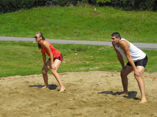 Otwarty Gminny Turniej Piłki Siatkowej Plażowej. Siatkówka plażowa na wysokim powiomie.