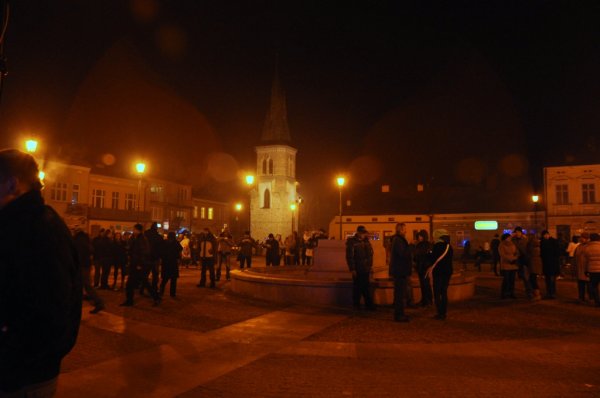 Zdjęcia z Sylwestra na rynku w Strzyżowie