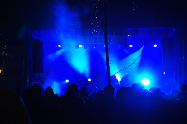 Zdjęcia z Sylwestra na rynku w Strzyżowie