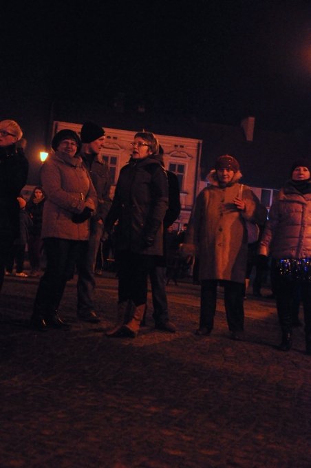 Zdjęcia z Sylwestra na rynku w Strzyżowie