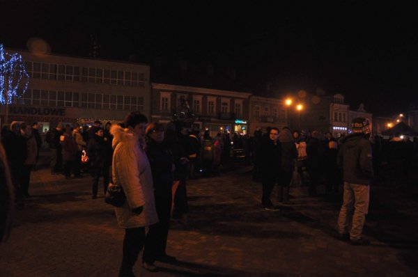 Zdjęcia z Sylwestra na rynku w Strzyżowie