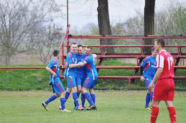 Zdjęcia Wisłok Strzyżów z Pogonią Leżajsk 1-1 2014