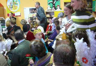 DZIEŃ BABCI I DZIADKA W PRZEDSZKOLU U SIÓSTR ZAKONNYCH W STRZYŻOWIE