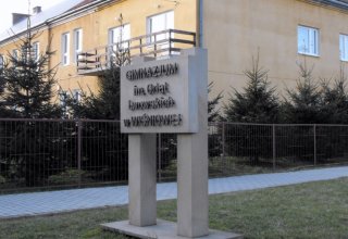 Gimnazjum imienia orląt lwowskich w Wiśniowej