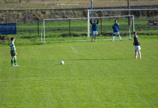 Pomyłka w strzale na bramkę Dromadera Chrząstów 