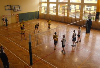 Zdjęcia z XIV Turnieju Piłki Siatkowej o Puchar Starosty Strzyżowskiego