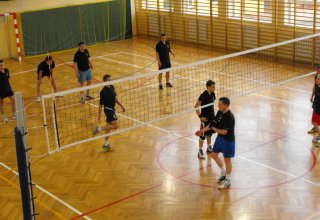 Zdjęcia z XIV Turnieju Piłki Siatkowej o Puchar Starosty Strzyżowskiego