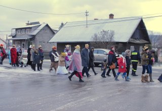 Zdjęcia z Orszaku Trzech Króli w Wiśniowej