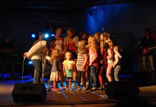 Galeria zdjęc z Dni Ziemi Frysztackiej 2013, koncert Sami