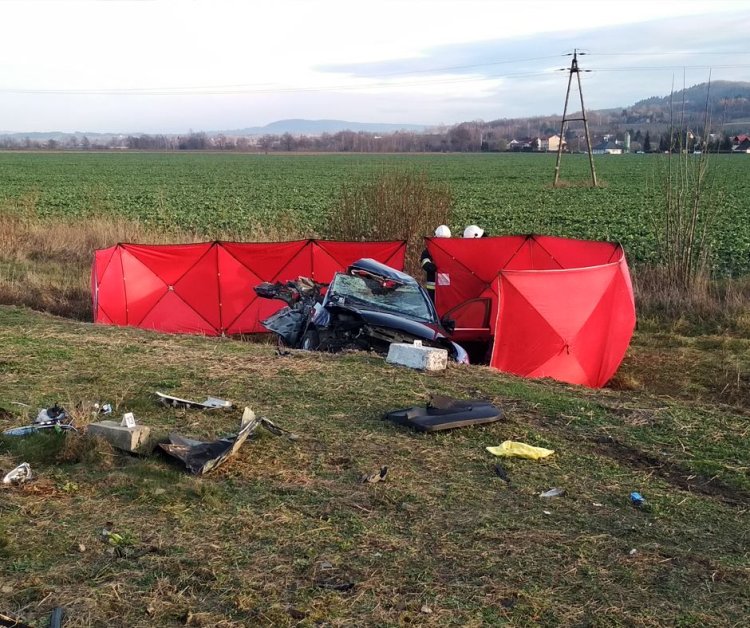 Tragedia w Wiśniowej. Dwie osoby nie żyją!