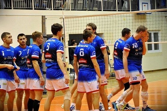 Derby Podkarpacia Wisłok Strzyżów - Karpaty Krosno 2:3